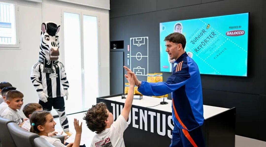 开云体育官网-尤文图斯球员集中训练备战下一场比赛