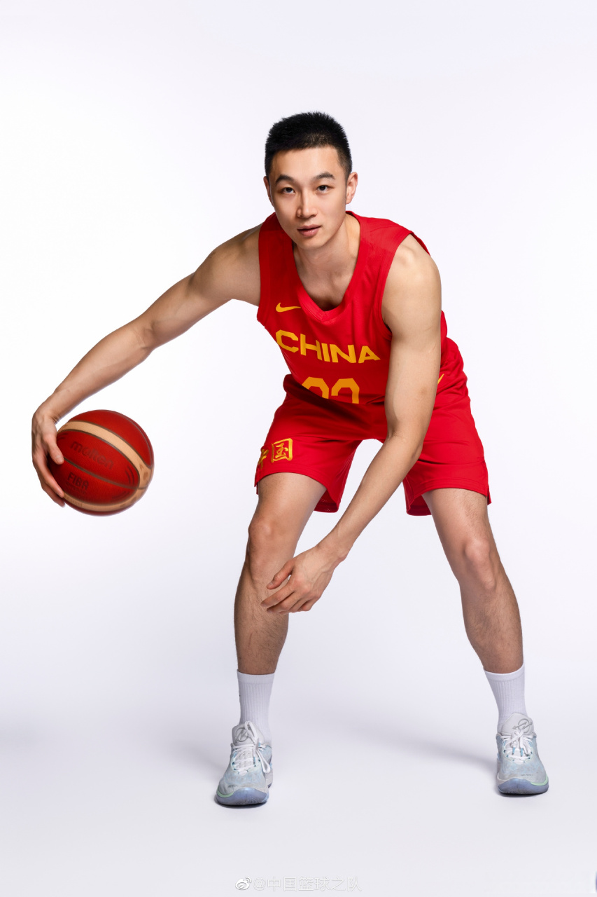 开云足球直播-爱沙尼亚男篮在和哈萨克斯坦队的对决中显露实力