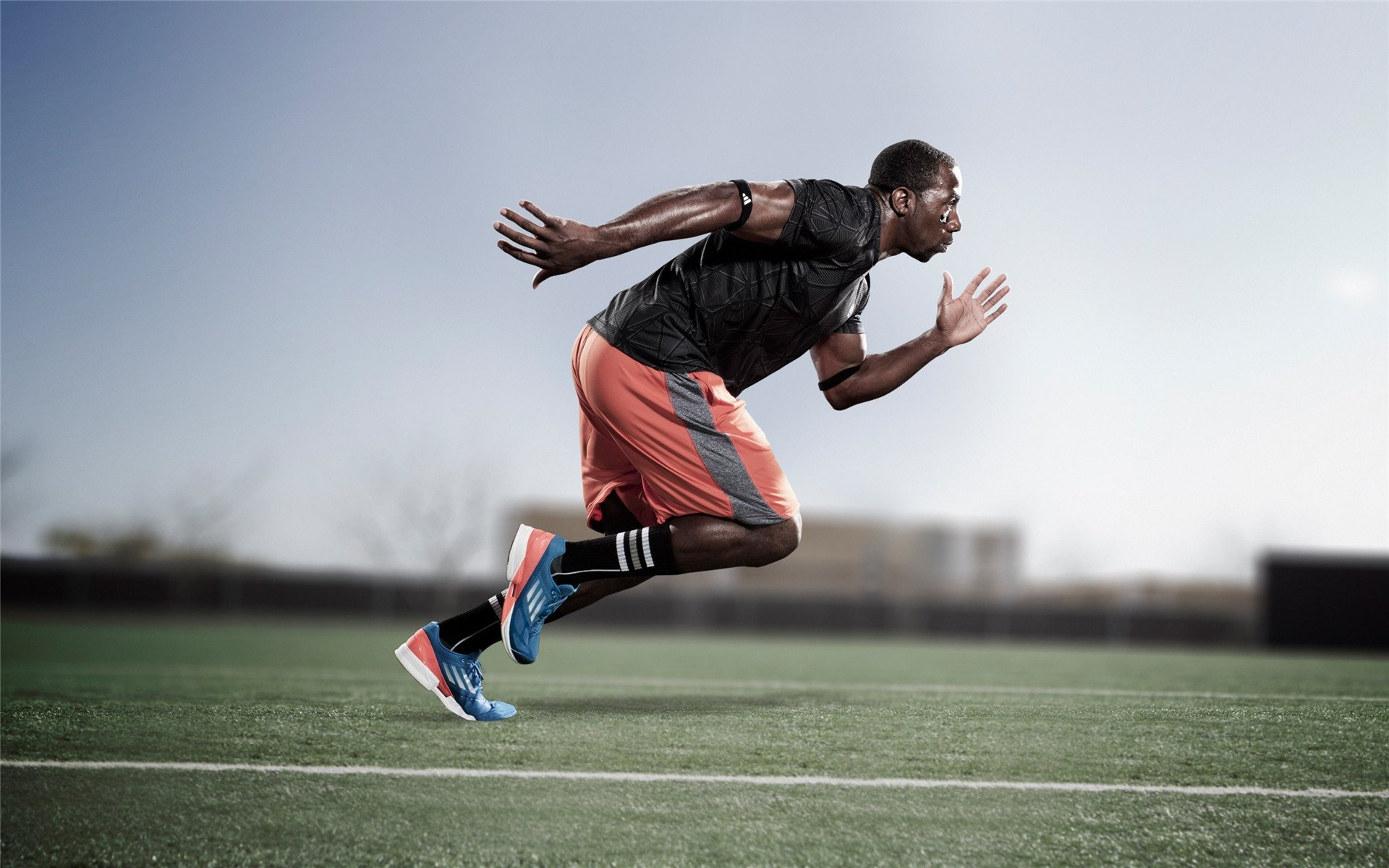 坎特一锤定音，希腊全面压制莱比锡红牛，比赛提前失去悬念